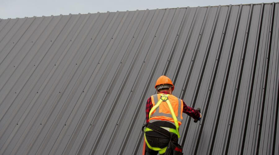Professional metal roof installation services in Elsinore, UT